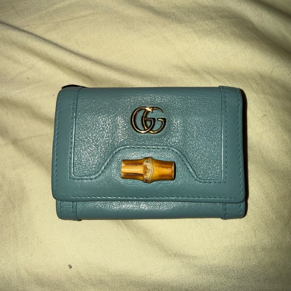 Gucci Teal Leather Wallet with Bamboo Accent - Picture 2 of 10